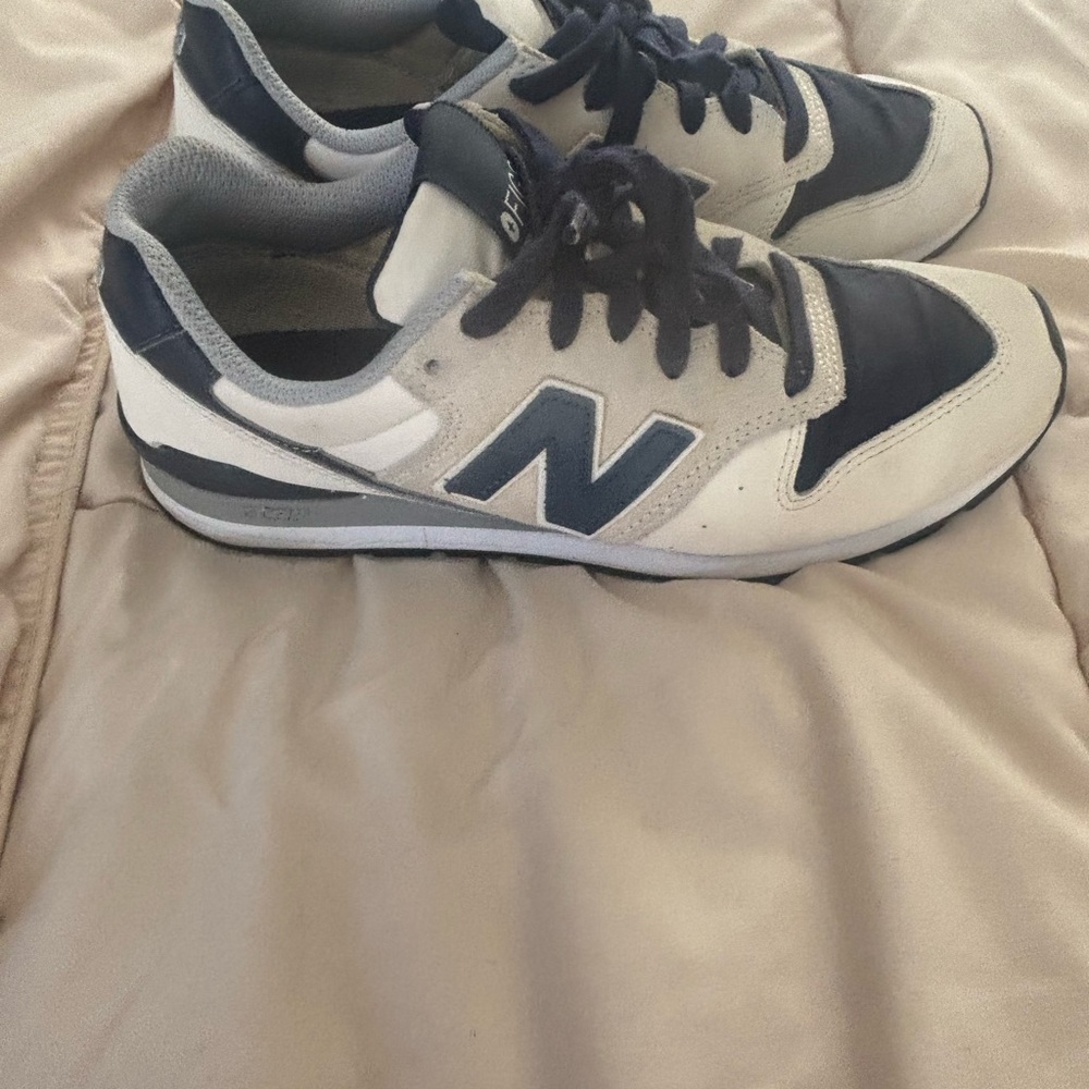 New Balance Men's Blue and White Sneakers FIGS